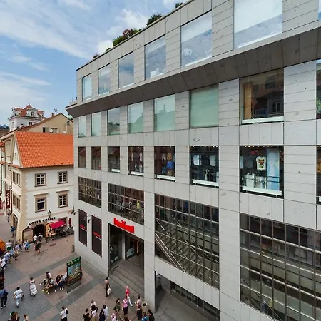 Prague Inn Szálloda
