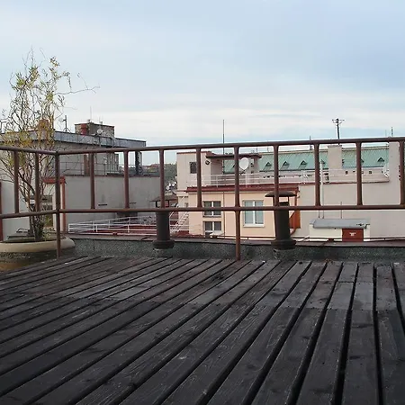 Konukevi Unie Prag