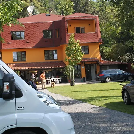 Penzion Trojská