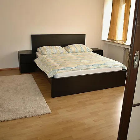 Tronicek Prag
