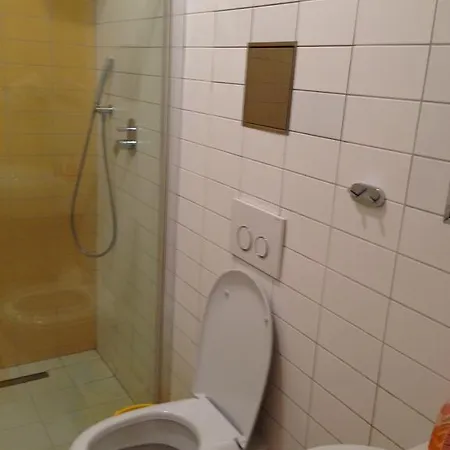 Apartamento Zizkov Tower 2 *