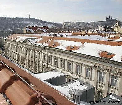 Cloister Otel Prag