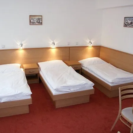 Colorfactory - Czech Leading 4*