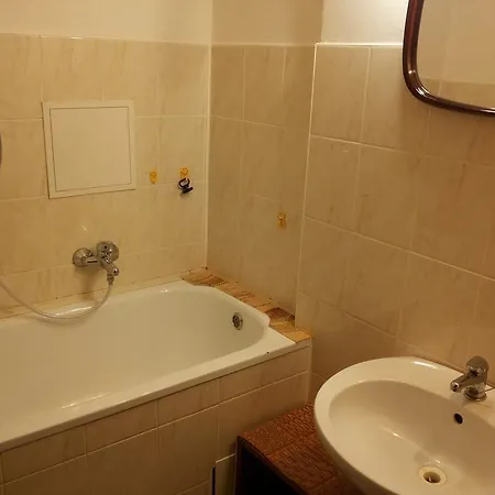 38 Vanessa Apartament