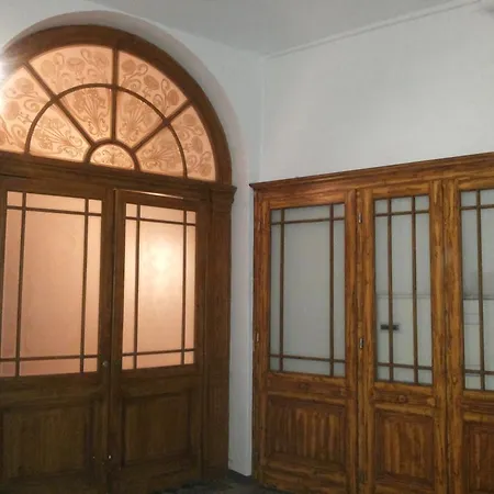 38 Vanessa Apartament