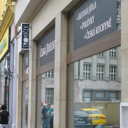 Tronicek Lägenhet Prag