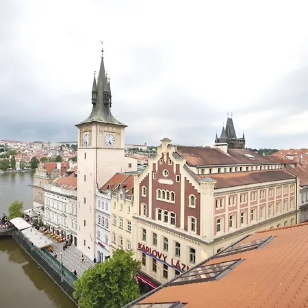 Charles Bridge Palace Hotell