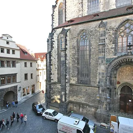 Apartamento Tyn Church