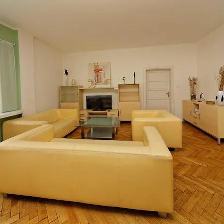 Apartment Myslikova Prague