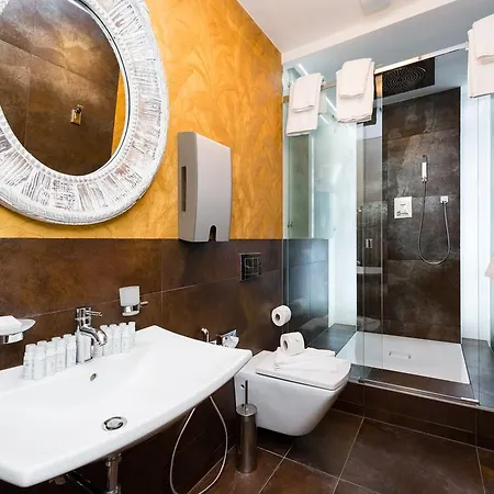 Aparthotel Grand Central Residence By Tkc 4*