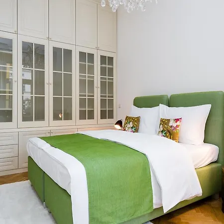 Aparthotel Grand Central Residence By Tkc