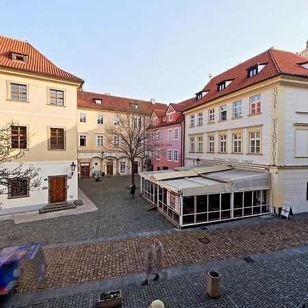 Guest house Tyn Courtyard Guestrooms 4*