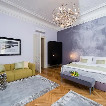 Aparthotel Grand Central Residence By Tkc 4*