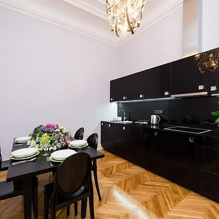 Aparthotel Grand Central Residence By Tkc Prague