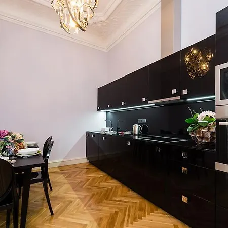 Grand Central Residence By Tkc