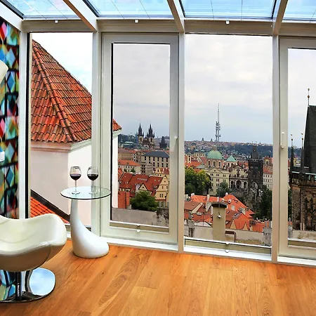 Aparthotel Malostranska