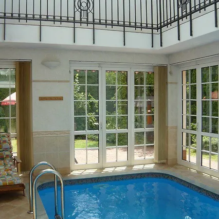 Holiday House Barrandov Vakantiehuis *