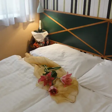 Mala Strana 4*