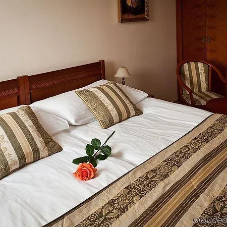 Amigo Centre Szálloda 4*