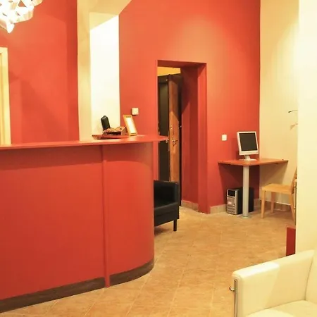 Lounge Crown Hotel 3*