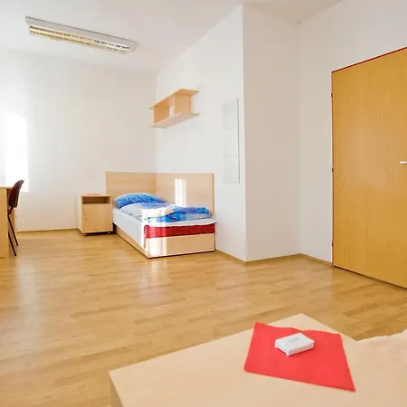 Szálloda University Hotel 2*