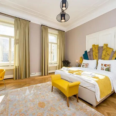 Aparthotel Grand Central Residence By Tkc 4*