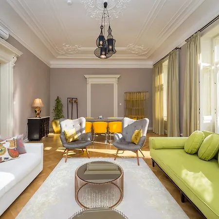 Aparthotel Grand Central Residence By Tkc 4*
