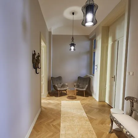 Grand Central Residence By Tkc