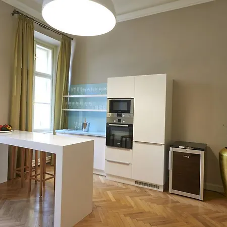 Aparthotel Grand Central Residence By Tkc 4*