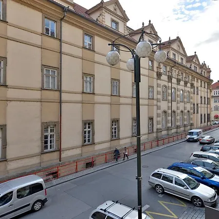 Stunning Charles Bridge Apartment * Prague