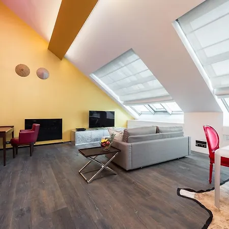 Grand Central Residence By Tkc