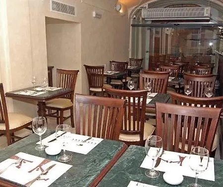 Hotel The Dominican 4*
