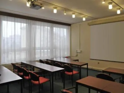 Otel Ilf Prag