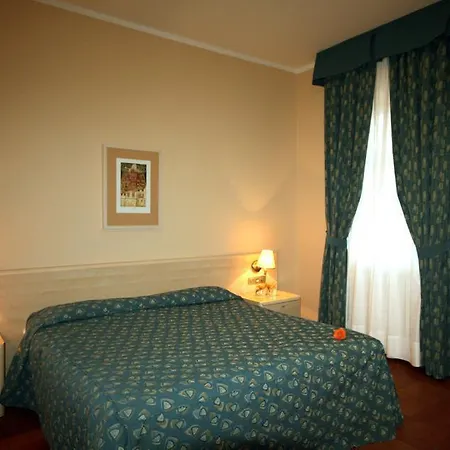 Caesar Hotell 4*