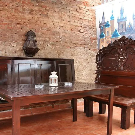 King Charles Boutique Прага