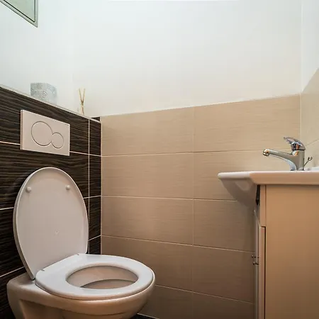 Stunning Charles Bridge Apartment Apartment Prague