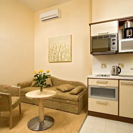 Aparthotel Andel 3*