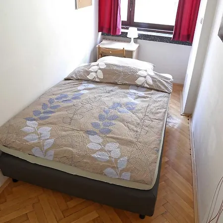 Stepanska 36 Apartment