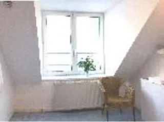 Cloister Otel