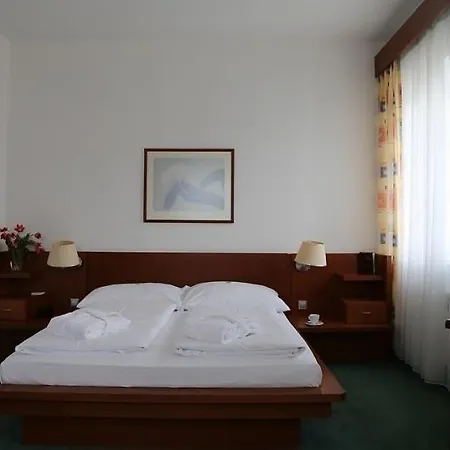 Popelka 4* 프라하
