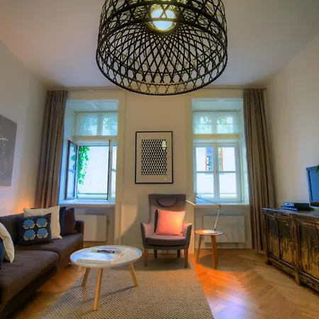 Apartment Retezova Prague