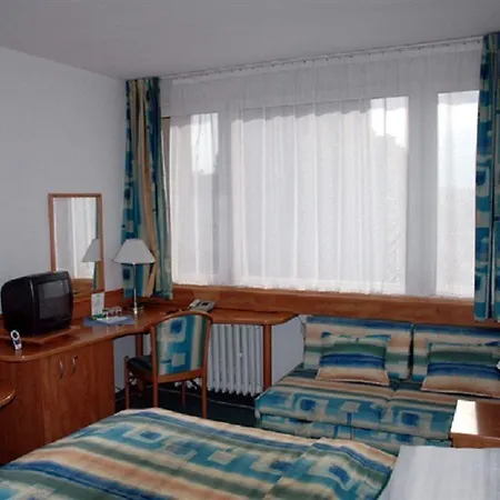 Olympik Tristar Hotel