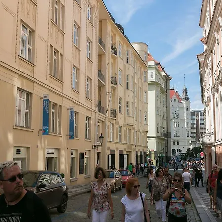 Little King Old Town Aparthotel Prag