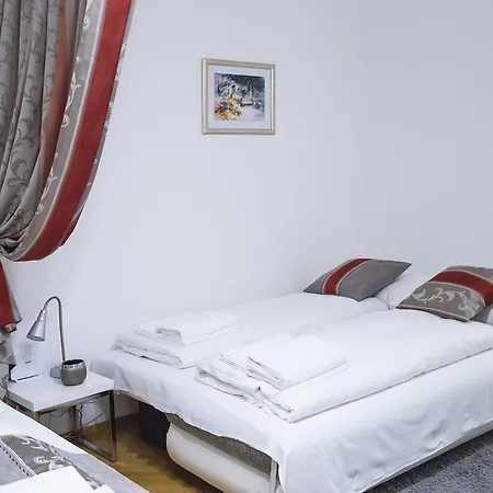 Apartment Modern Všehrdova *