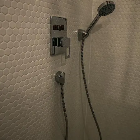 Luxurious - Na Porici 44 * Praga