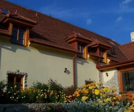 Hotel Bella 3*