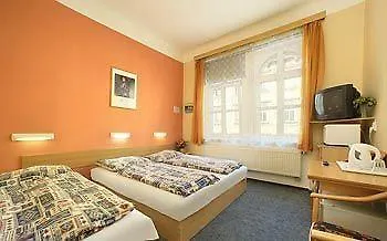 Tabor Hotel