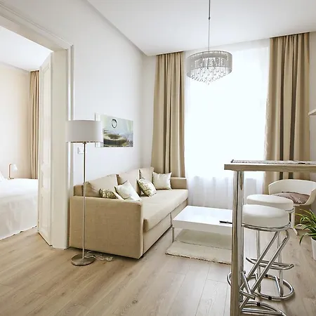 Luxury Center Apt. Charles Bridge Walking Distance Apartman