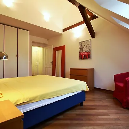 Apartment Salvator - By *