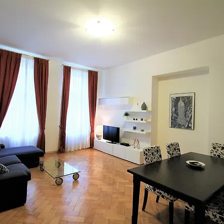 Apartment Salvator - By